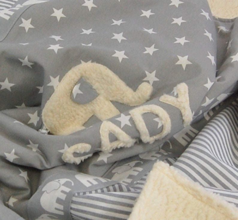 Kuscheldecke Sterne Elefanten mit Name personalisierbar grau weiß Teddyplüsch bis 6 Buchstaben