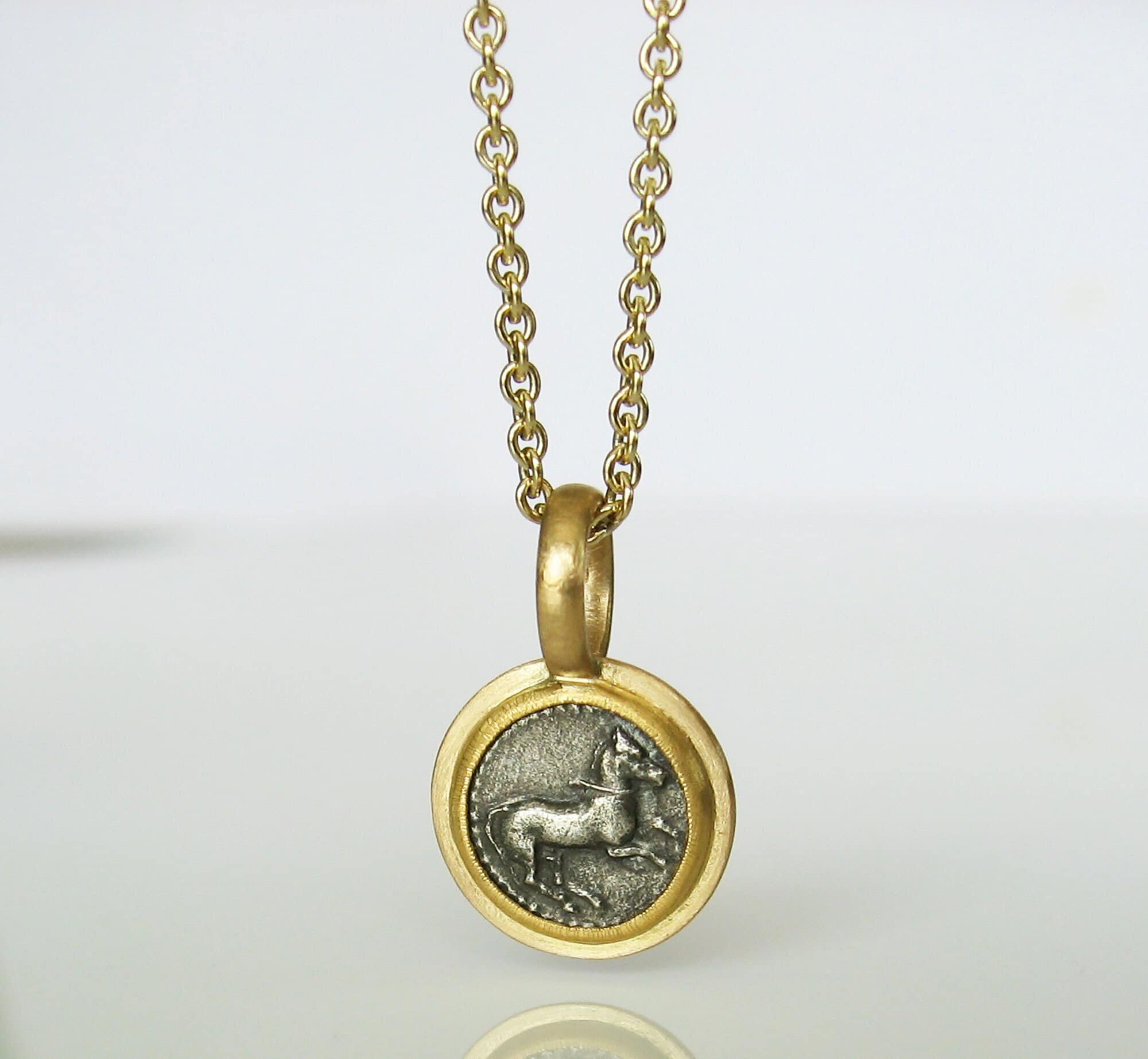 Small coin pendant with horse and goat, recycled 900 and 750 gold, guaranteed genuine antique coin, unique piece by Christiane Wendt
