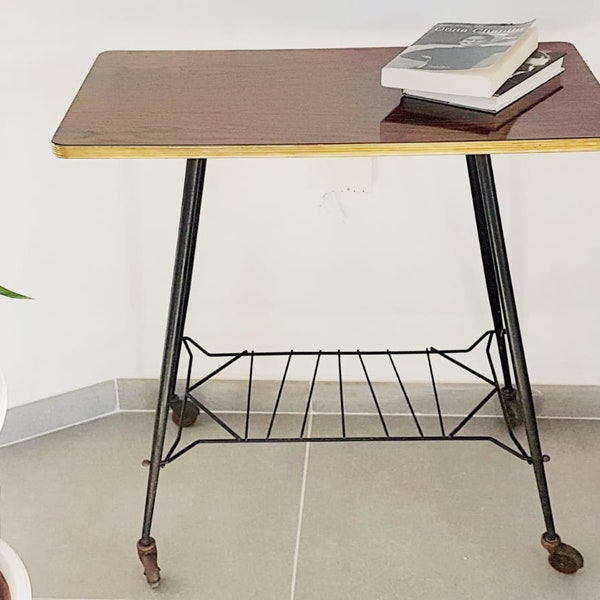 Vintage French mid-century side table / coffee or tv formica trolley