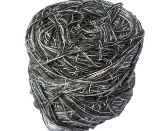 200g knitting and crochet yarn grey-white hand-wound (20,00EUR/kg)