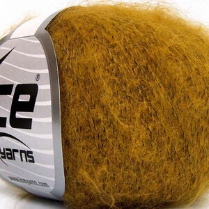 30g Strickgarn Ice Yarn sehr fein 300m 60,00EUR/kg olive  710