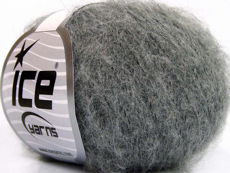 30g Strickgarn Ice Yarn sehr fein 300m 60,00EUR/kg grau  707