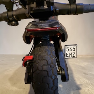 Soporte para matrícula compatible con Segway ZT3 Pro