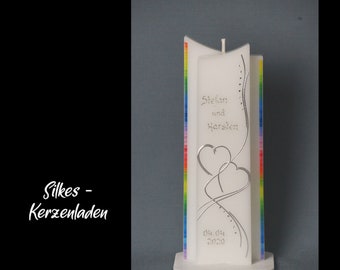 Hochzeitskerze Regenbogen ; LGBT+- inkl. Beschriftung mit Namen und Datum !