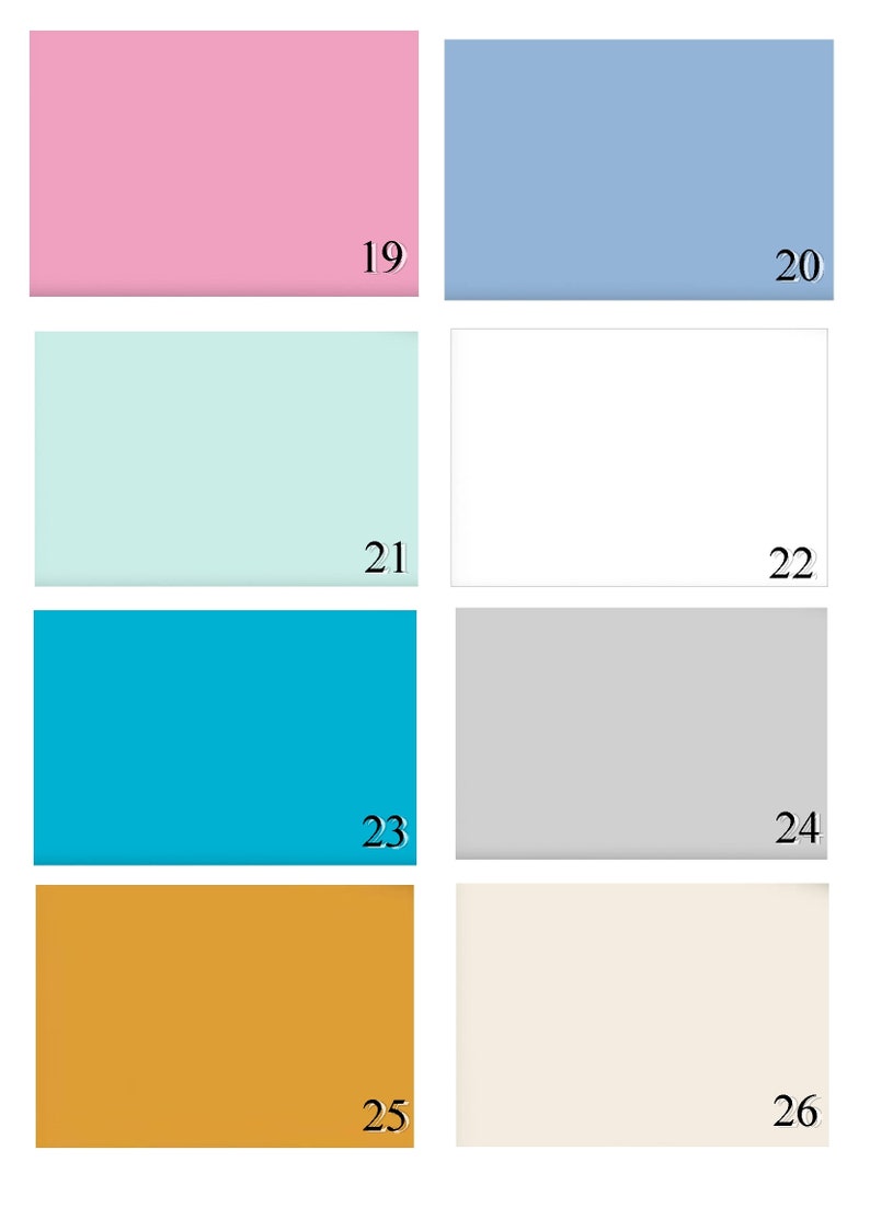 Puede incluir: Una carta de colores con seis colores diferentes. Los colores son rosa, azul claro, verde claro, blanco, turquesa, gris claro, dorado y blanco roto. Cada color est&aacute; etiquetado con un n&uacute;mero del 19 al 26.
