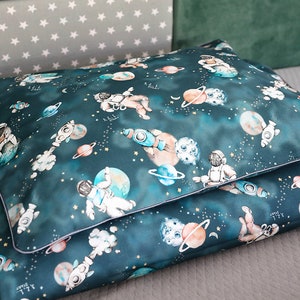 Toddler Bedding / Linen - Cosmos