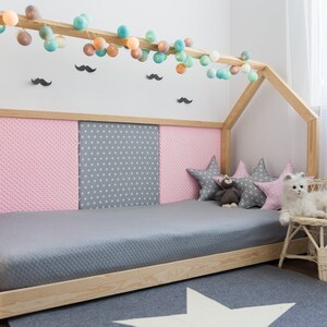 Children's bed / house bed 90 x 200 cm + 4 panels - large