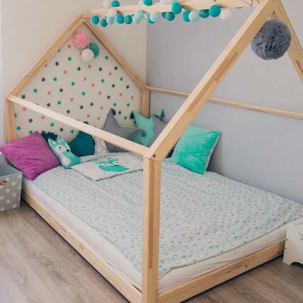 Kinderbett, Montessori Bett, Hausbett 120x200 cm Natur Holz
