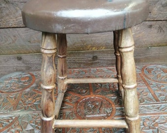 Petit tabouret vintage