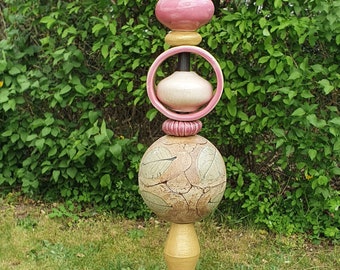 Gartenkeramik Gartenstele, Beetstecker Geschenk Muttertag rosa Gold natur Holz Keramikstele