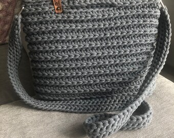 Crocheted bag/hand shoulder bag/bag