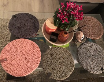 Placemats/placemats/table mats/coasters Round crochet placemats