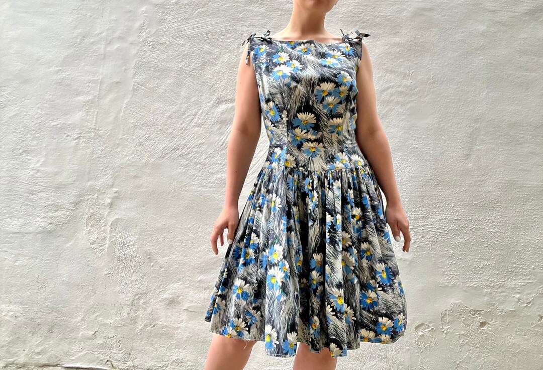 1950s Yellow Daisy Print Dress by Kay Windsor | XL/XXL main image 1