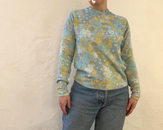1960s pastel mod top S M 10 // gogo blue and gree… - image 1