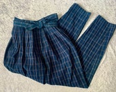 1980s fancy blue denim MOM JEANS with cinched tie waist, size XS S 8 10