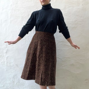 1970s paisley velvet A line skirt XS 6 8 // St Michael cotton velvet brown patterned A-line midi skirt, size XS 6 8 waist 25&quot;