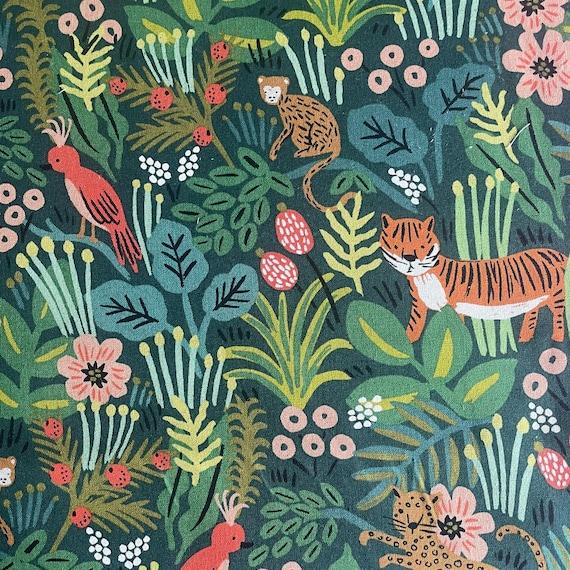 Canvas Stoff Jungle Hunter | Dschungelstoff mit Tiger, Leopard & Papagei | Baumwoll Leinen Stoff | Menagerie von Cotton + Steel