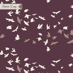 Könnte beinhalten: Ein nahtloses Muster mit einem sich wiederholenden Design aus weißen und braunen Vögeln auf einem dunkelvioletten Hintergrund.