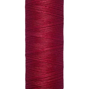 Sewing thread red tones 200 m 2.15EUR/100 m Gütermann 384 rot