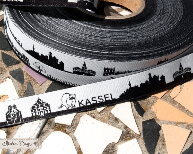 Kassel Skyline woven ribbon black/white image 3