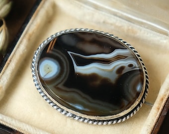 Antique Victorian Silver and Banded Agate Brooch, Oval Scottish 19th Century Pin, Polished Striped Pebble Stone, Vintage Geology Gift