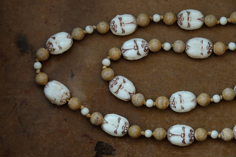 1920s Max Neiger Egyptian Revival Scarab Beetle Beaded Necklace, Vintage Art Deco White and Cream Czech Glass, Flapper Beads, Ancient Egypt image 4