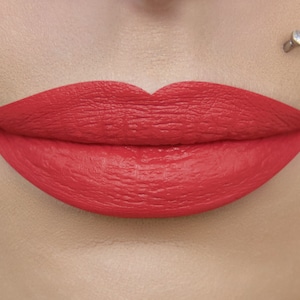 Mesmerized Matte Liquid Lipstick