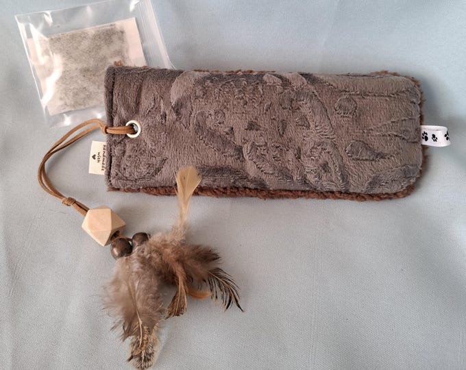 Mausi Knuffelkussen with catnip