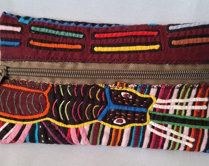 Wallet motief Kuna indigenous people in Panama