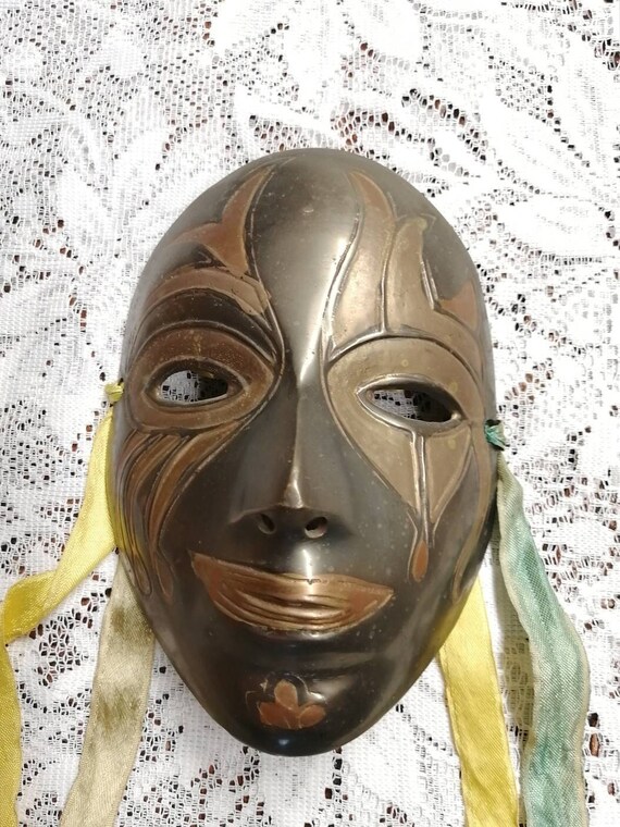 Vintage Solid Brass Decorative Mask, Made in India, Two-toned Brass Mask  Mardi Gras Mask 