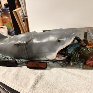 Jaws/Quint DIY resin model kit ( Untrimmed/Uncut/UNASSEMBLED/UNPAINTED) image 8
