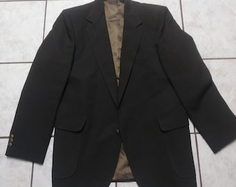 Classic Brown Haggar Blazer (Size 42) Two Button Blazer Gold Button Details