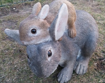 Lebensechte Darstellung Kaninchen Hase Dekoration Mutter mit Kind