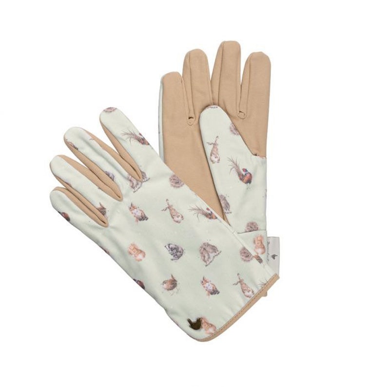 Garden gloves with rabbits and animal motifs image 1