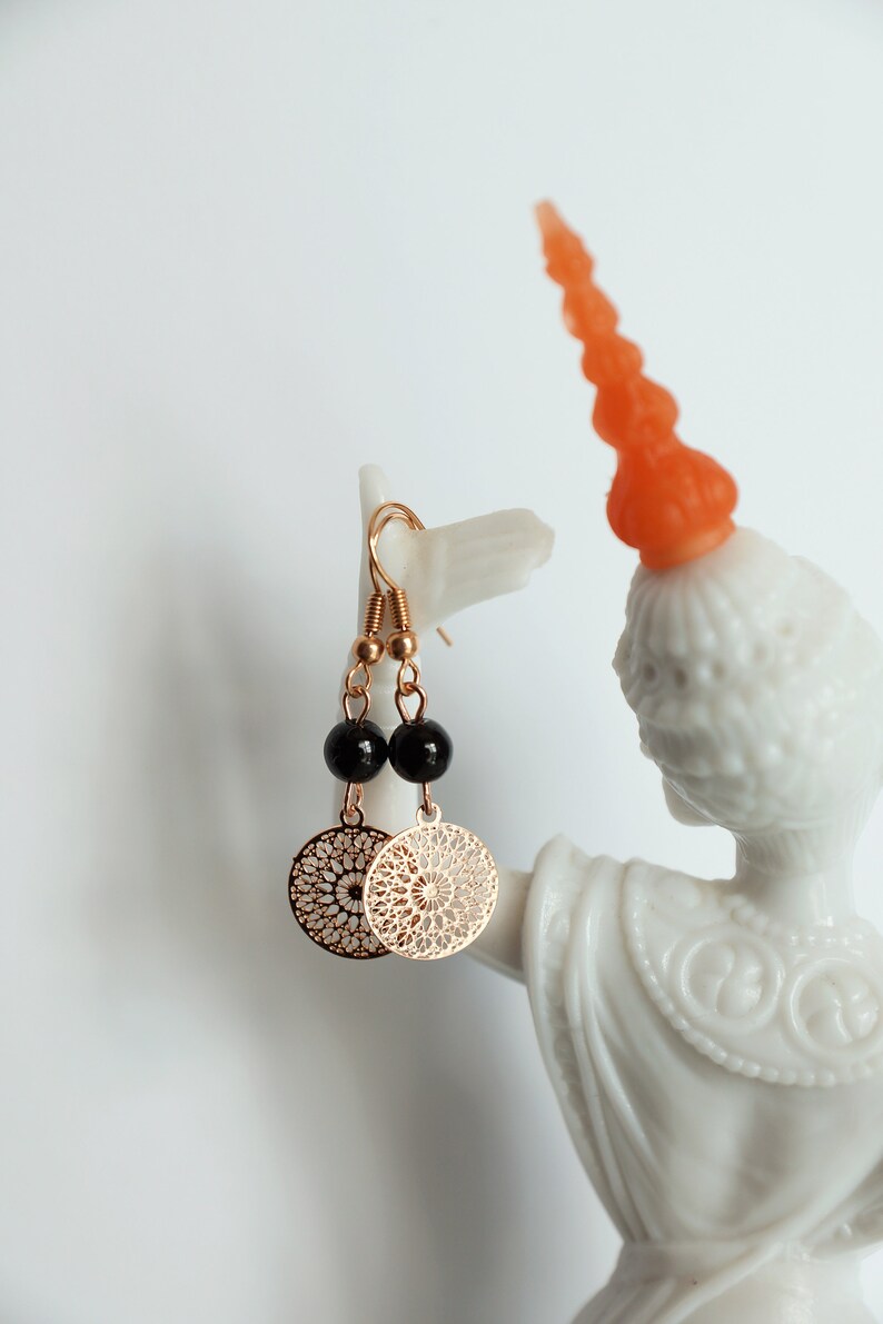 What type are you? Onyx or Rock Crystal earrings Rosegold Mandala-black or white
