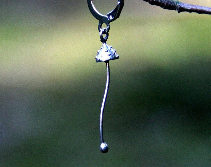 Handmade metal toadstool mushroom amanita muscaria single one earring, foreststyle witch fairy fungi monoearring, unusual witchy jewelry.