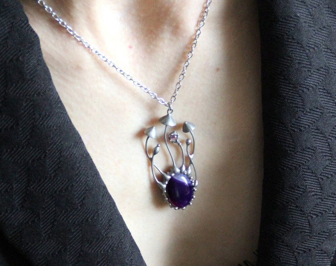 Silver metal stained glass forest magic mushroom necklace, woodland cottagecore witch fungi botanical pendant with agate and amethyst.