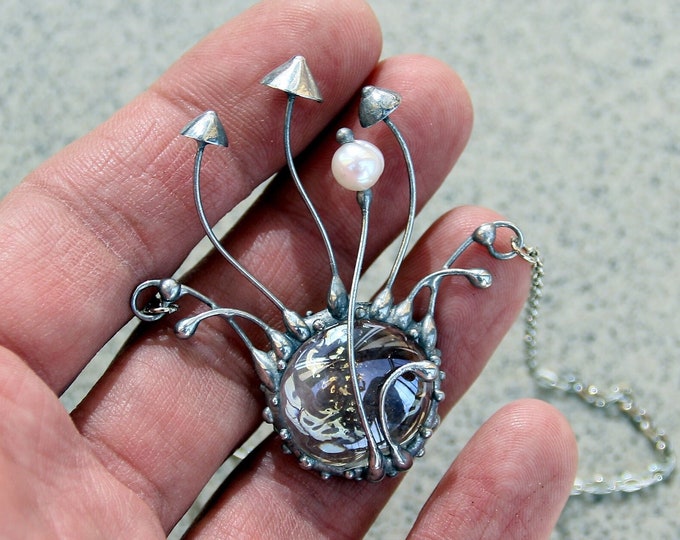 Handmade silver metal necklace magic psychedelic mushrooms fungi pendant with clear glass and pearl. Boho mushroom hippie pendant.