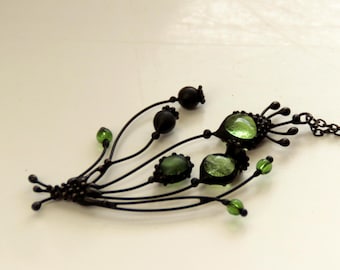 Botanical floral poppy boho necklace pendant, stained glass poppy pendant with green glass, witchcraft cottagecore style fashion clothing.