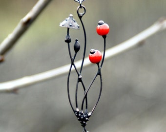 Mushroom pendant, red mushroom, psychedelic pendant, forest pendant, witch pendant, tiffany style, mushroom jewelry, psytrance, amanita