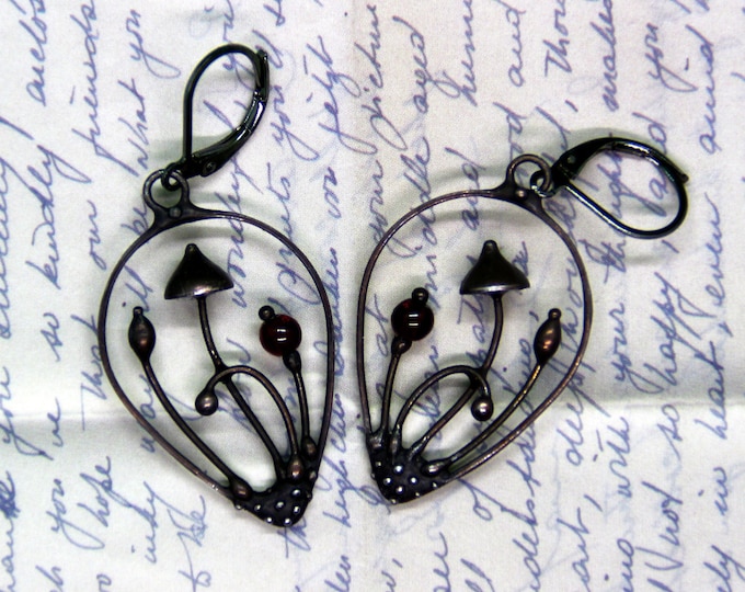 Mushroom earrings drops, magic mushroom jewelry, psychedelic jewelry, witch jewelry, forest earrings,  boho hippie earrings