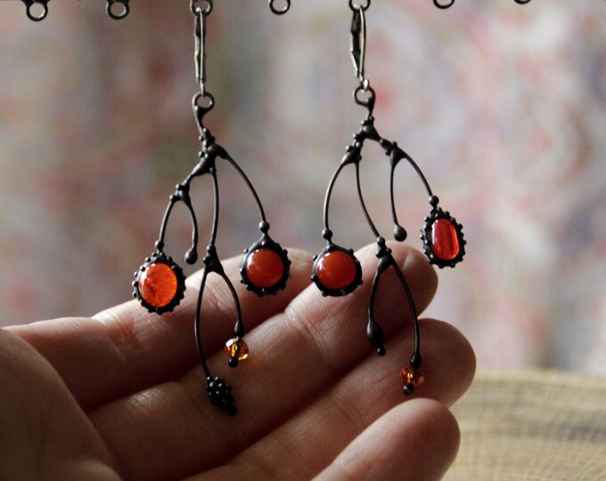 Floral asymmetric tree branch earrings with red glass, botanical core forest branch earrings, unusual boho hippie fairy earrings.