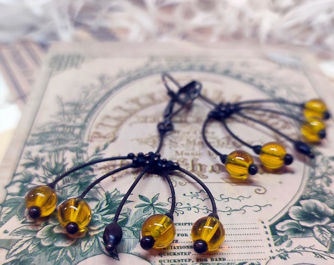 Handmade forest fairy style metal earrings, boho naturecore, witchcraft aesthetic jewelry, modern hippie flower power earrings, bohemian art