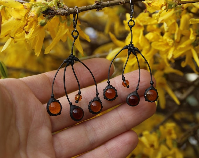 Asymmetrical tree branch earrings, asymmetrical jewelry, forest branch earrings with brown glass, forest jewelry, witch jewelry, hippie