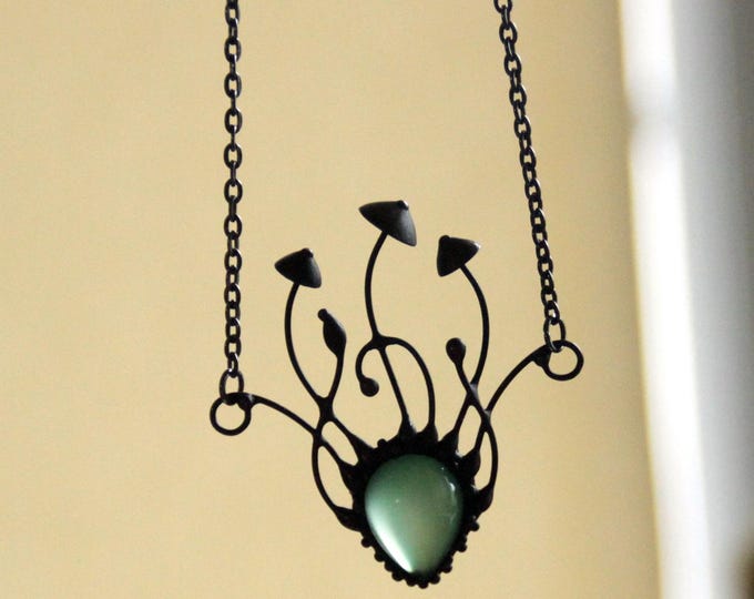 Mystical Mushroom Necklace: Green Agate, Botanical Fungi Pendant