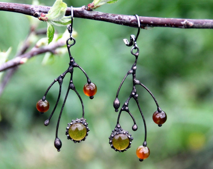Asymmetrical forest branch earrings with yellow glass, tree branch earrings, asymmetrical jewelry, forest jewelry, witch jewelry, hippie