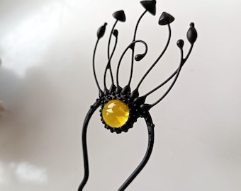 Aesthetic witch magic mushrooms woodland hair pin with yellow glass, mystical forest pixie jewellery, naturecore toadstools fungi hairpin.