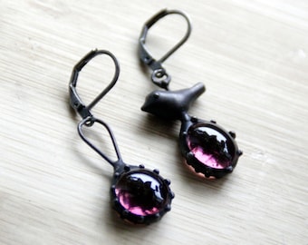 Art nouveau boho metal bird asymmetrical earrings, gift for women aesthetic stained glass birdie earrings inspired by wild forest nature.
