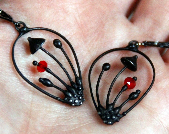 Handmade metal drops psychedelic magic mushrooms earrings, witch jewelry, forest style, fungi, psytrance, bohohippie jewellery