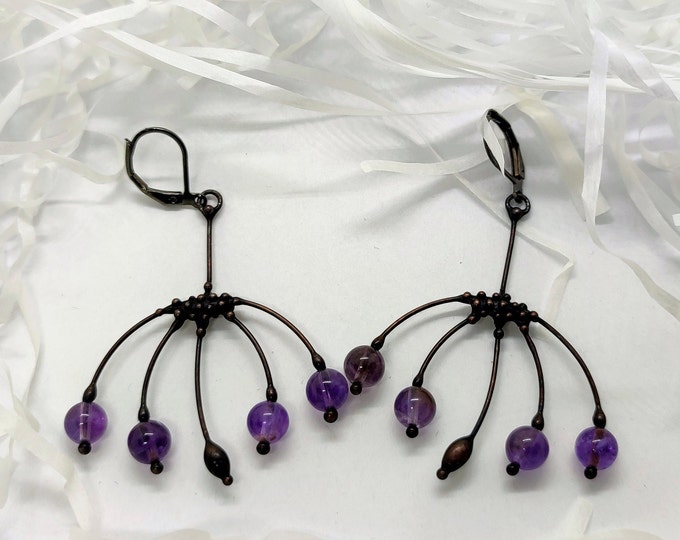 Unusual forest wildberry earrings with purple glass, fairy woodland style earrings, boho hippie natural forest jewelry, hippie girl earrings